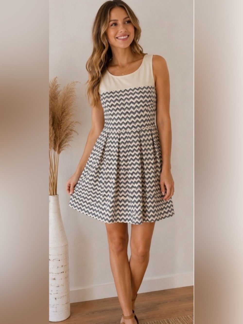 Altr'd State Sleeveless Chevron Fit & Flair Pleated Dress. Size Medium.